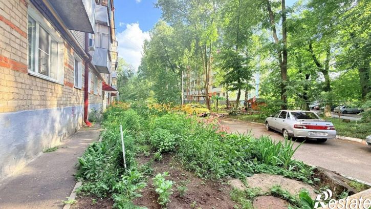 3-комн квартира ул Комарова, 3,  д. 3