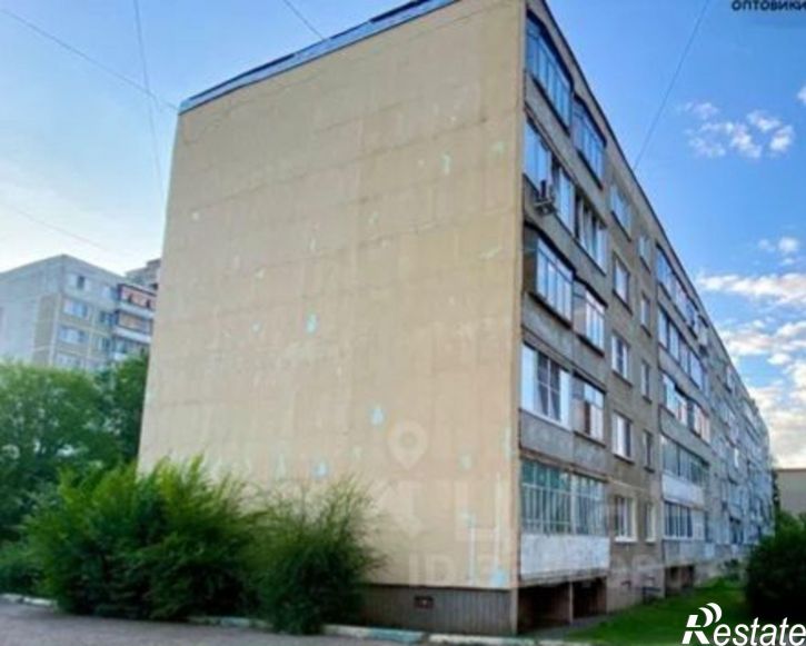4-комн квартира ул Титова, 142А,  д. 142А