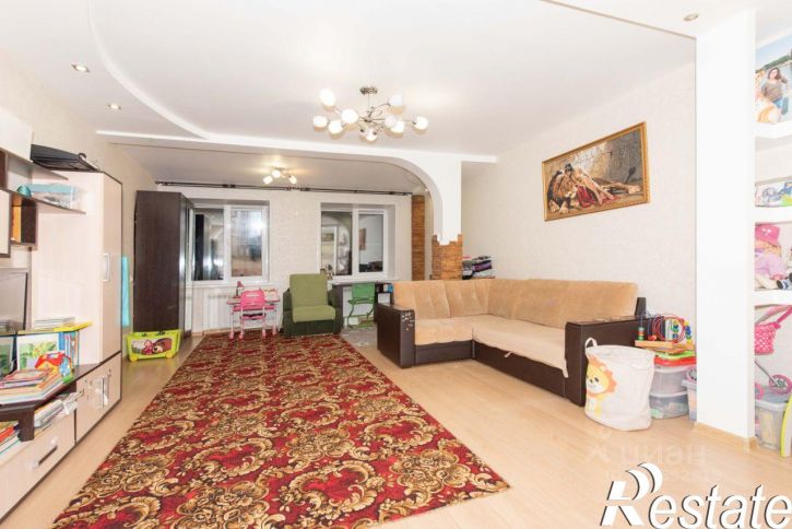 3-комн квартира улица Ульянова, 22Д,  д. 22Д