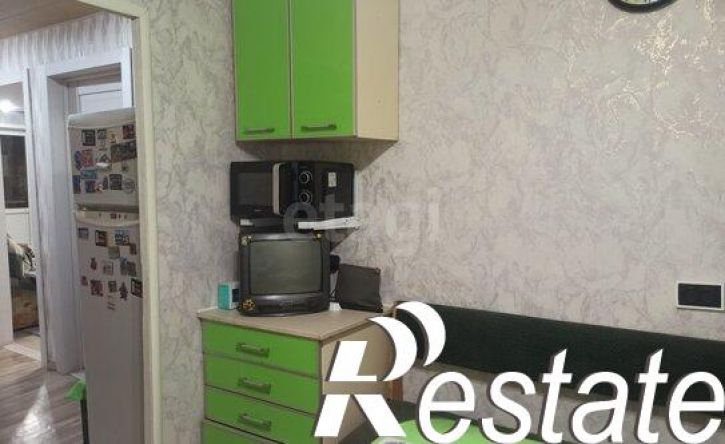 4-комн квартира улица Есенина, 20,  д. 20