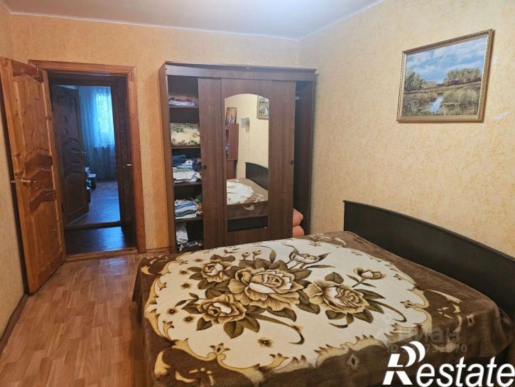 2-комн квартира улица Есенина, 2,  д. 2