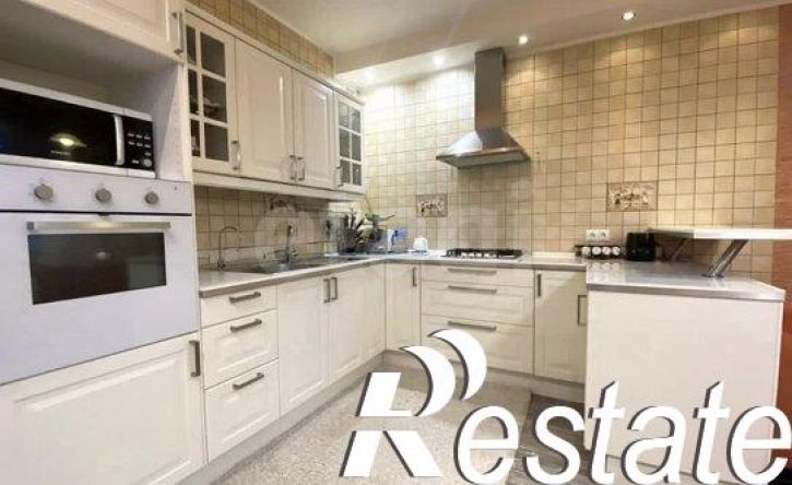 3-комн квартира улица Лихачёва, 19 к1,  д. 19 к1
