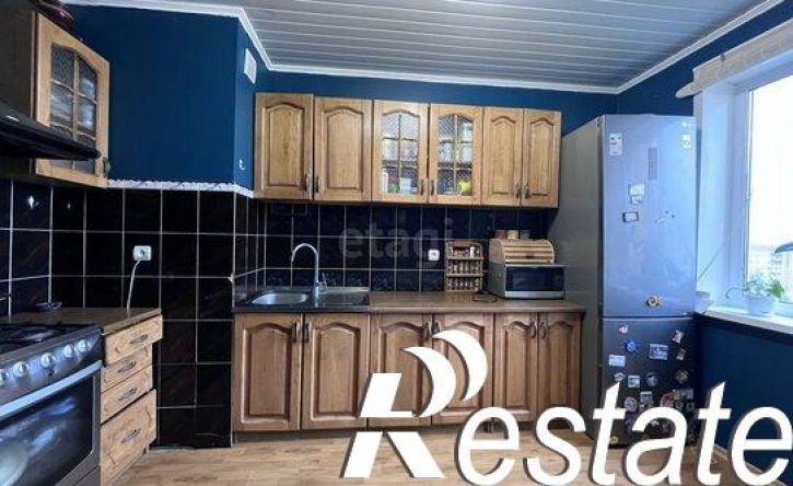 3-комн квартира улица Воинова, 26 к1,  д. 26 к1