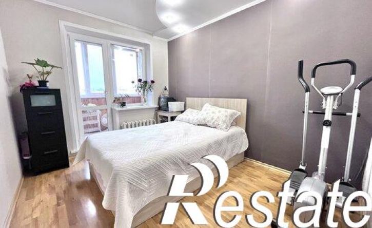 3-комн квартира улица Воинова, 26 к1,  д. 26 к1