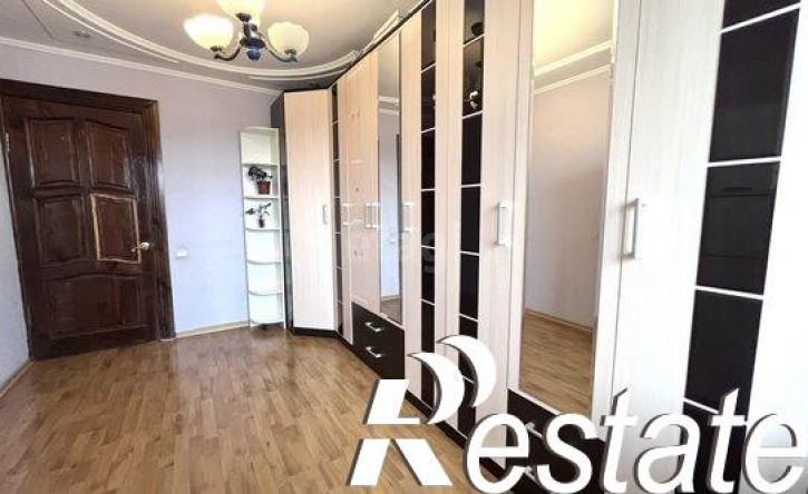 3-комн квартира улица Воинова, 26 к1,  д. 26 к1