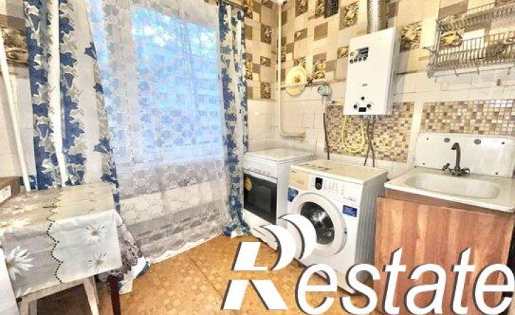 2-комн квартира улица Розы Люксембург, 12,  д. 12