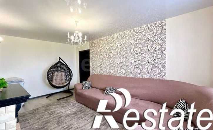 3-комн квартира улица Косарева, 23,  д. 23