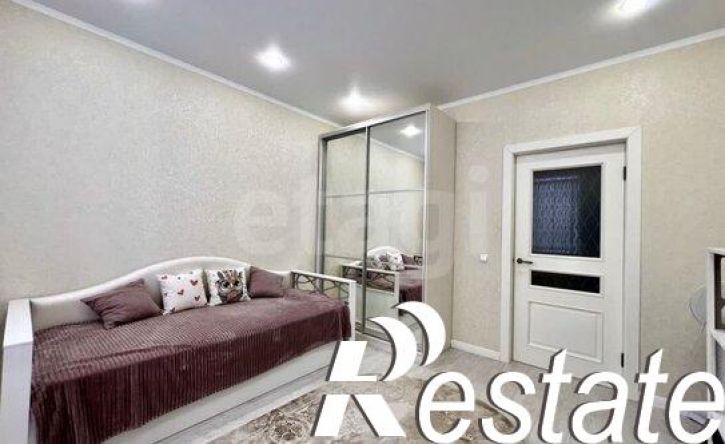 2-комн квартира Республиканская улица, 32,  д. 32