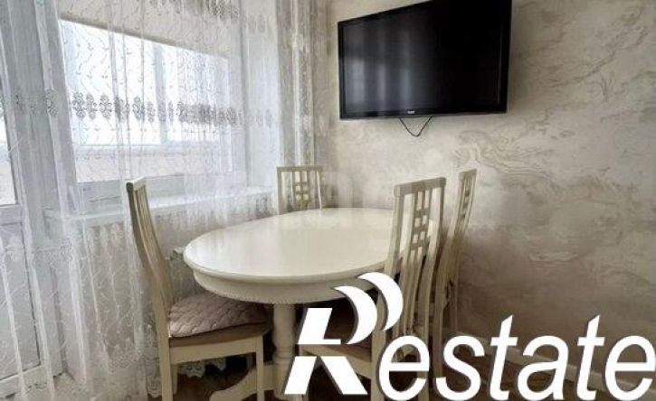 2-комн квартира Республиканская улица, 32,  д. 32