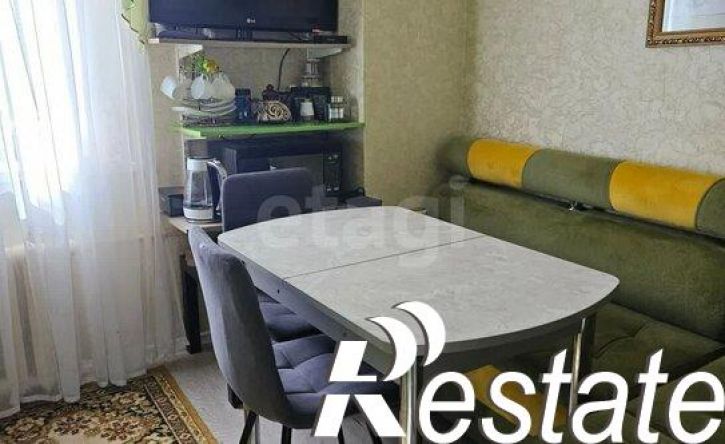 3-комн квартира улица Ульянова, 18,  д. 18