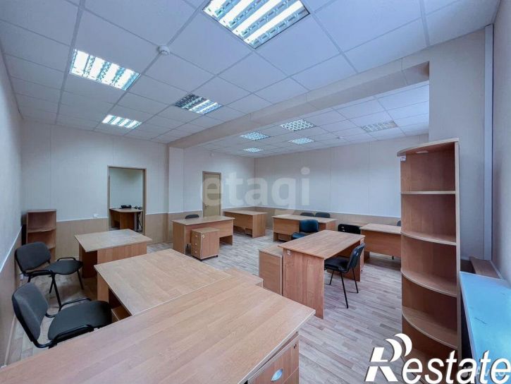 Отдельное здание Строительная улица, 11Б,  д. 11Б