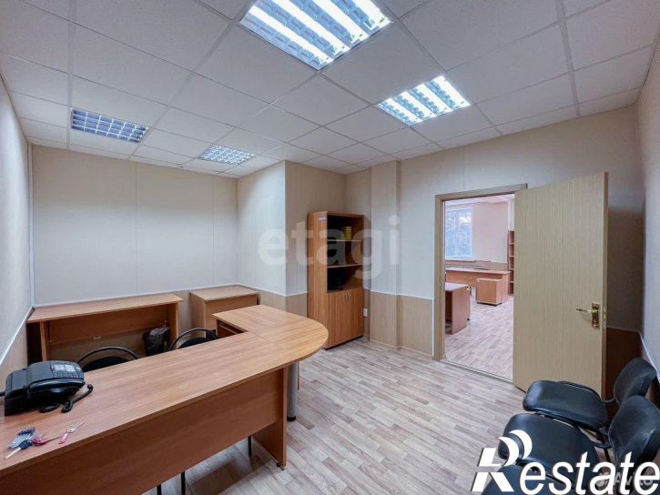 Отдельное здание Строительная улица, 11Б,  д. 11Б