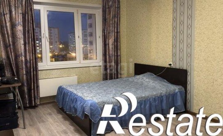 2-комн квартира улица Сураева-Королёва, 3,  д. 3