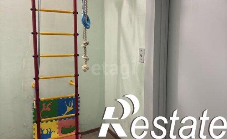 2-комн квартира улица Сураева-Королёва, 3,  д. 3
