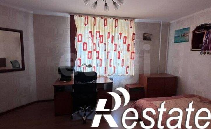 3-комн квартира улица Ульянова, 89,  д. 89