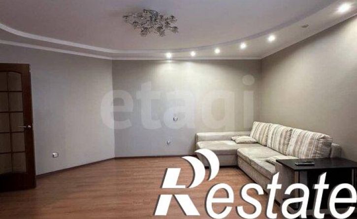 3-комн квартира улица Ульянова, 89,  д. 89