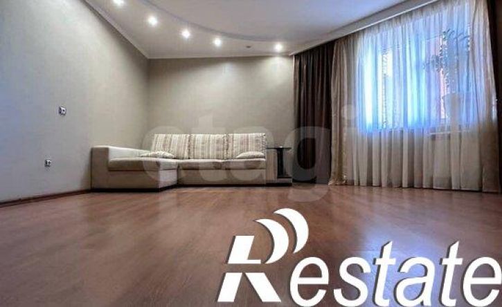 3-комн квартира улица Ульянова, 89,  д. 89