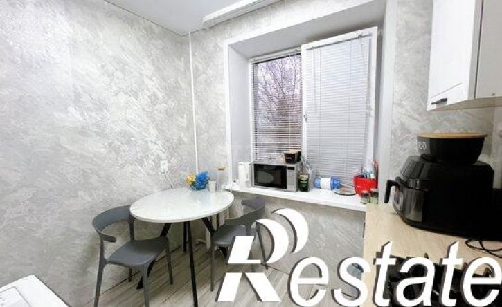 3-комн квартира улица Полежаева, 101А,  д. 101А