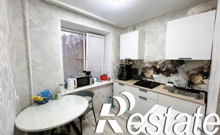 3-комн квартира улица Полежаева, 101А,  д. 101А