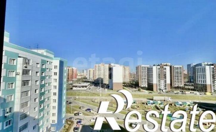 2-комн квартира улица Сураева-Королёва, 3,  д. 3