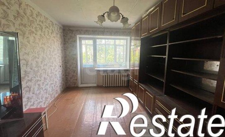 2-комн квартира улица Ульянова, 81,  д. 81