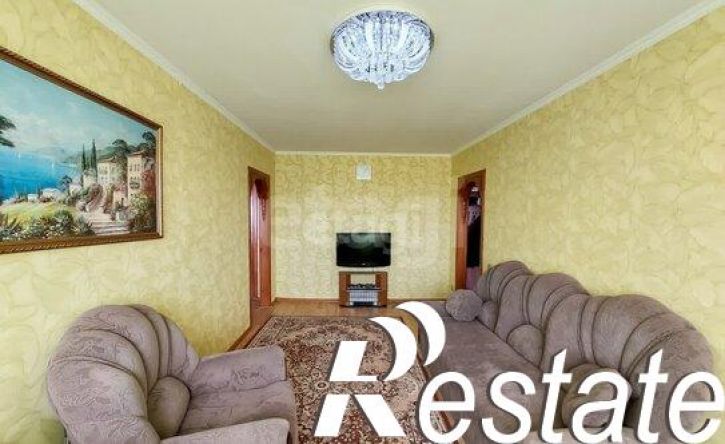 3-комн квартира улица Коваленко, 53,  д. 53