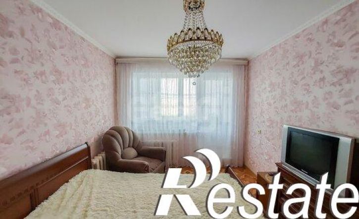 3-комн квартира улица Коваленко, 53,  д. 53