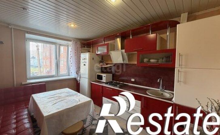 3-комн квартира улица Веселовского, 38Б,  д. 38Б