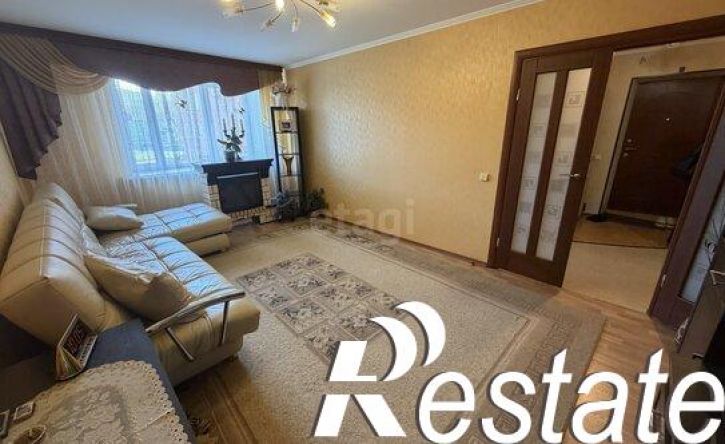 3-комн квартира улица Веселовского, 38Б,  д. 38Б