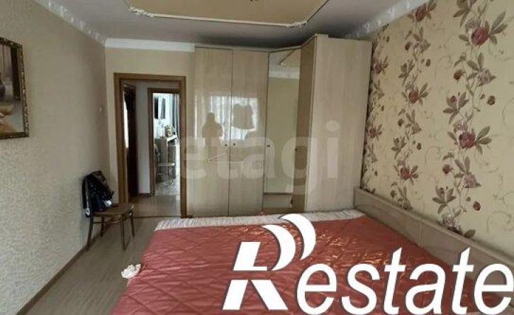 3-комн квартира Гожувская улица, 42,  д. 42
