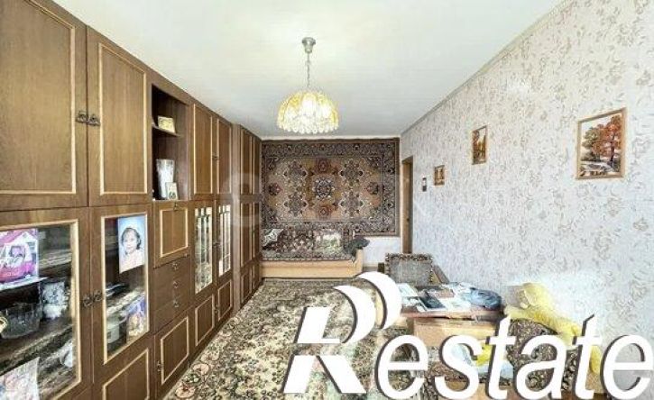 2-комн квартира улица Есенина, 13,  д. 13